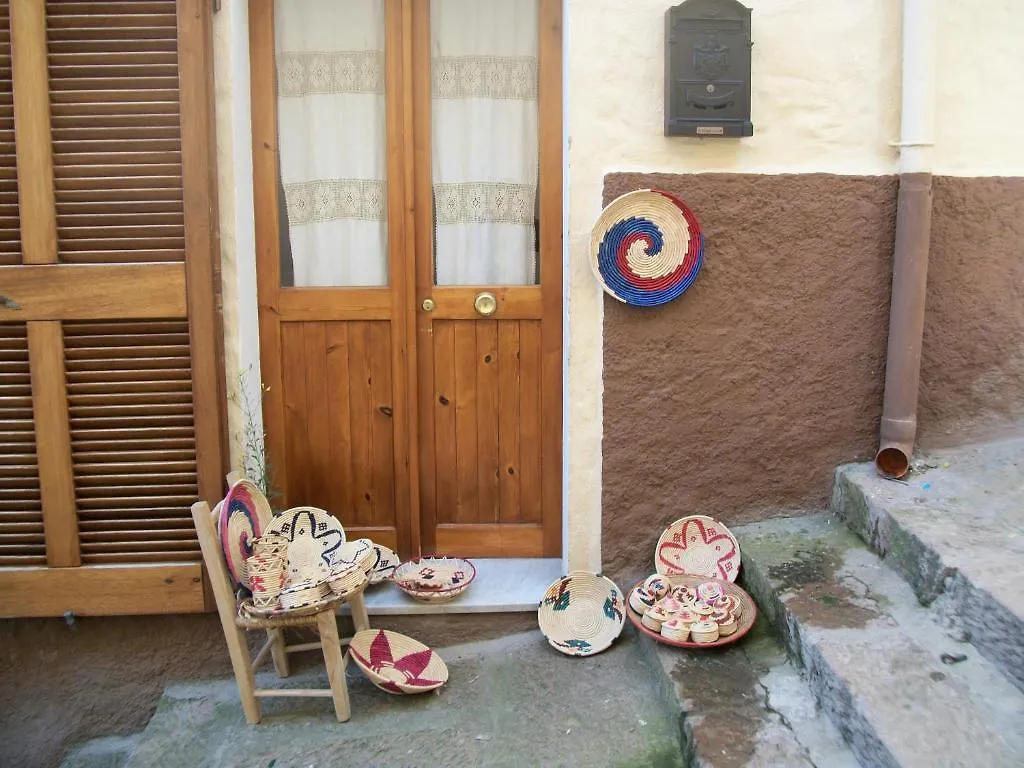 Vicolo Della Luna Castelsardo 0*,  Italy